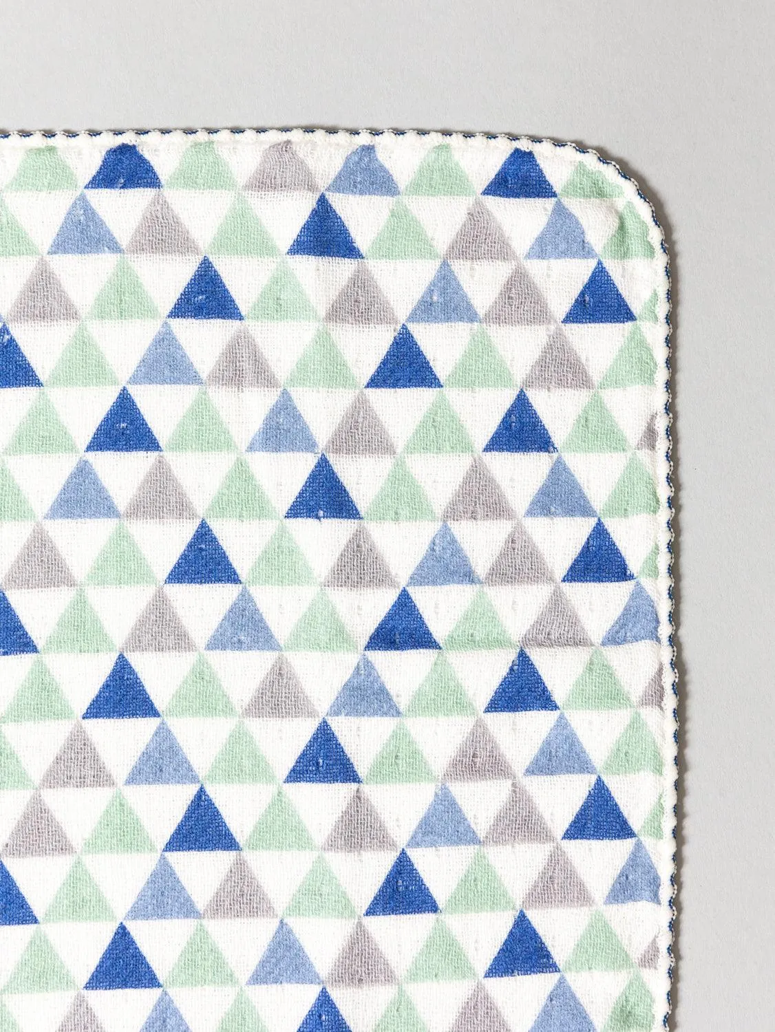 Haikara Little Handkerchief Pattern, Triangle Blue