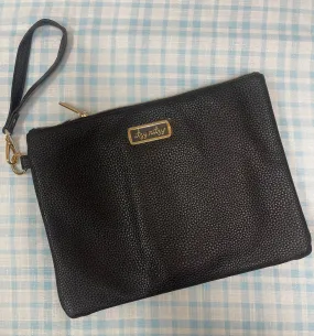 Itzy Ritzy Changing Wristlet- Black